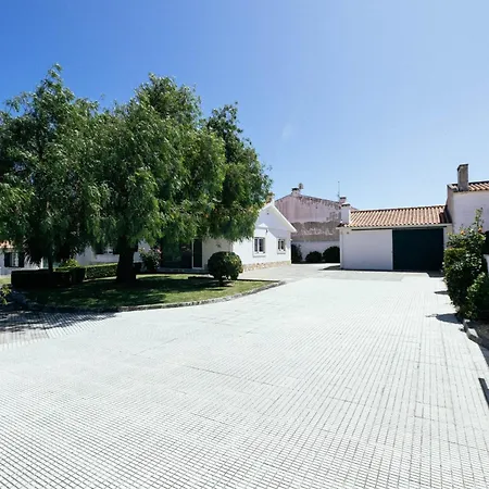 Casa de Férias A Casa Do Castelo Óbidos