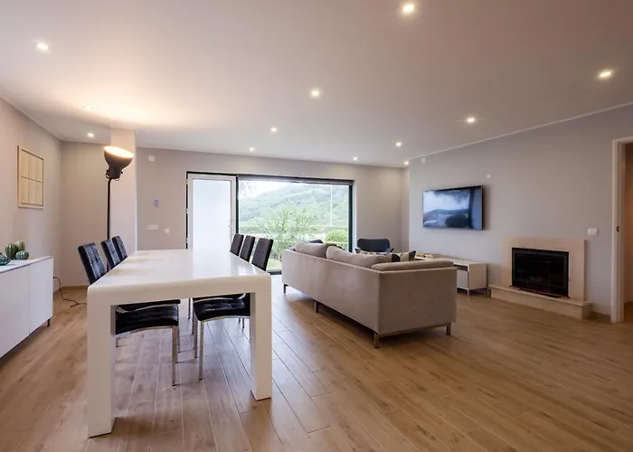 度假居 A Casa Do Castelo 奥比多斯